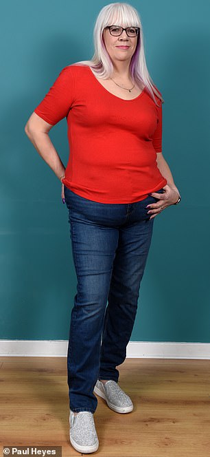 Pictured: Lynne Gaskell following her weight loss